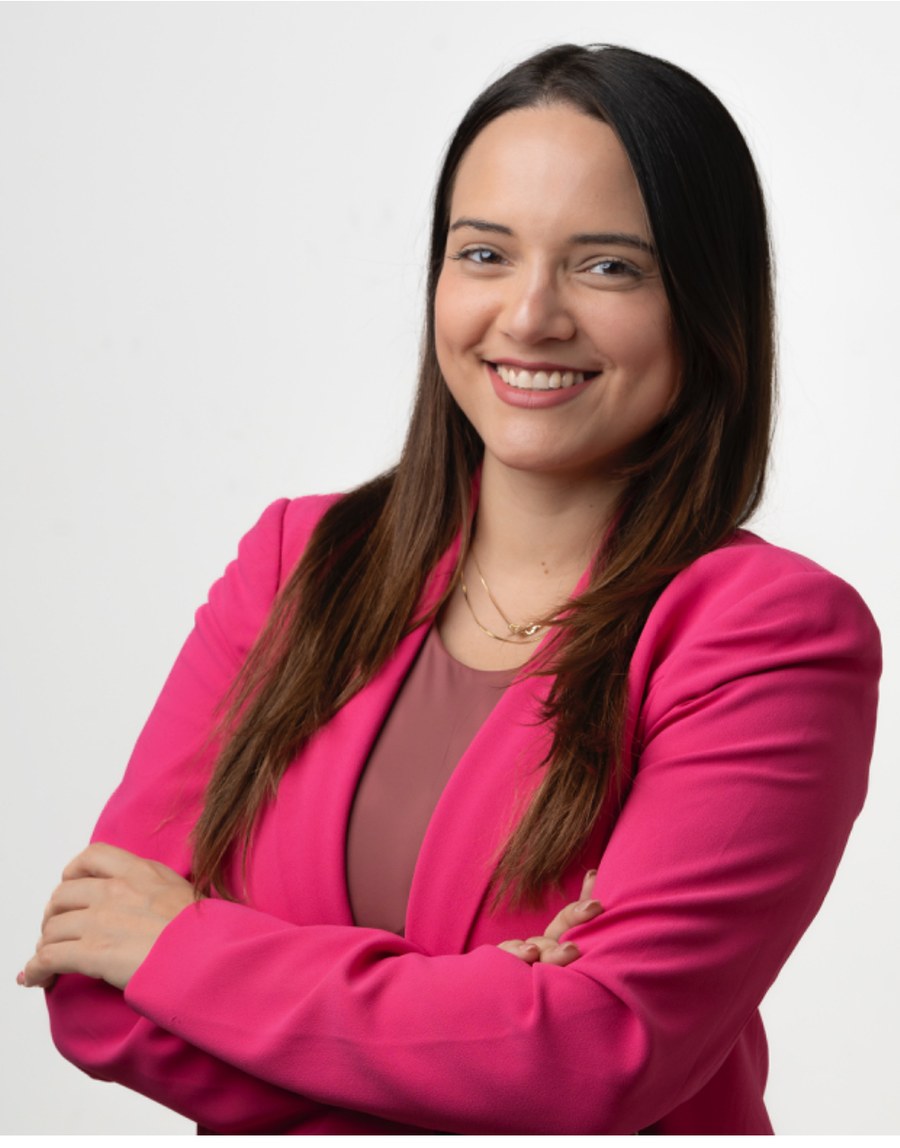 Victoria Angulo, fundadora y consultora principal de VIA Consulting LLC